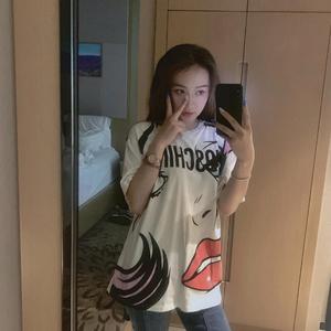 五个女法官的奶头被谁捏烂了
